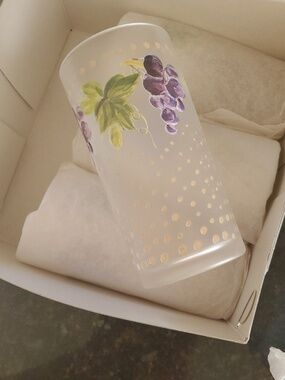 Table Top Unlimited Provincial Grapes Tumblers